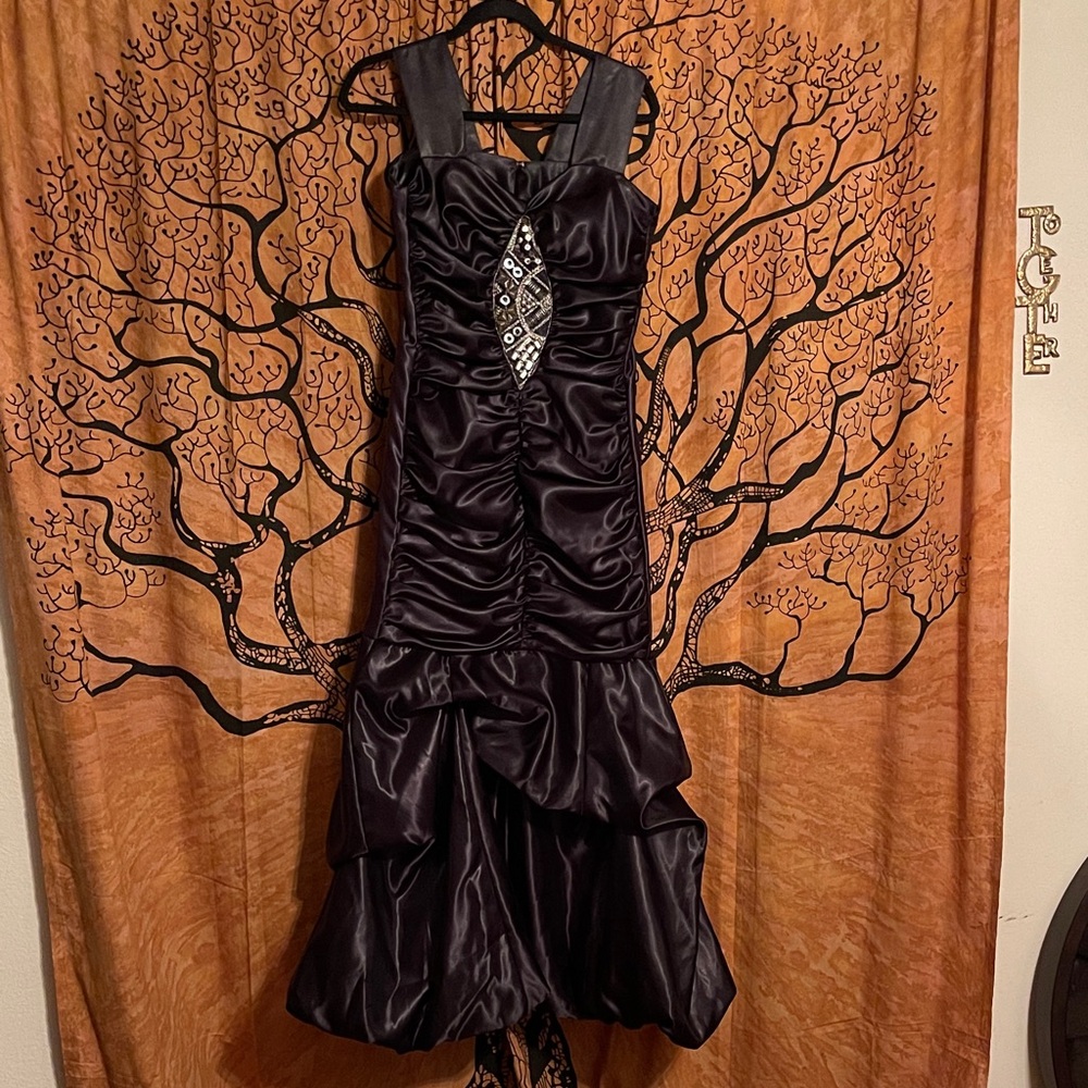 Elegant Black Satin Jessica Mc Clintock by Gunne Sax Evening Gown